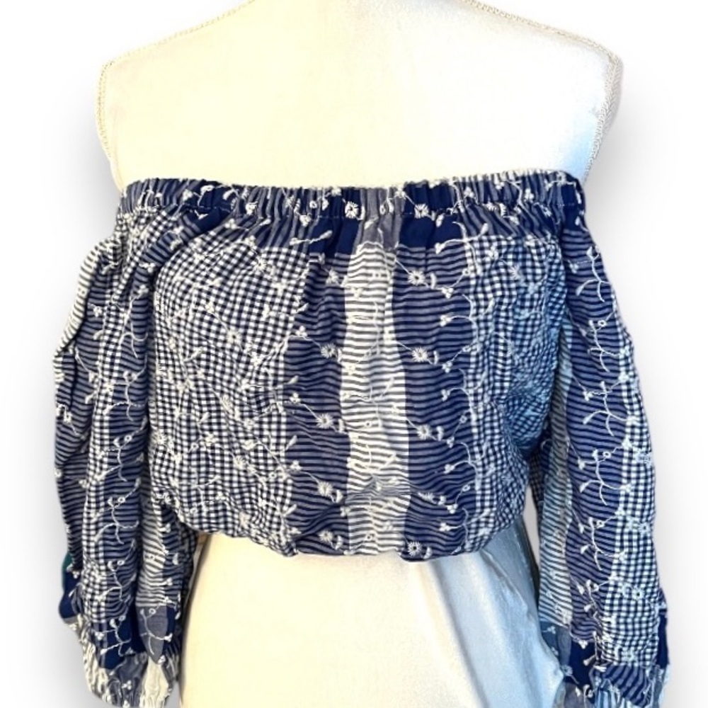 Forever 21 off the shoulder belly shirt, blue gingham embroidered, S.